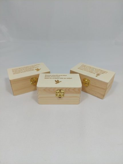 Drvena kutija s natpisom 10x6x5cm